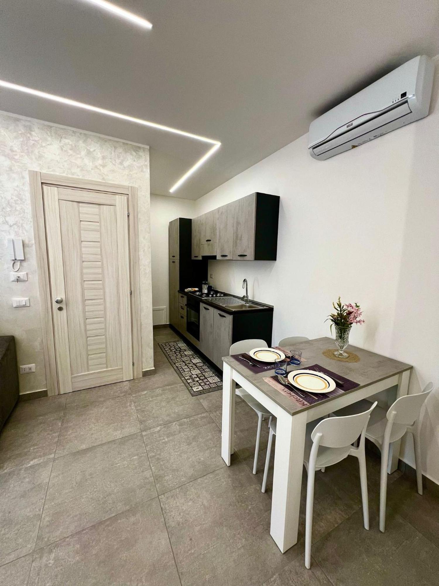 Flowers Apartments Marineo Екстериор снимка
